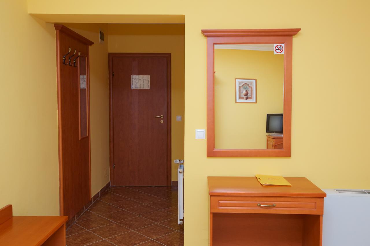 Hotel Járja Hajdúszoboszló Exterior foto